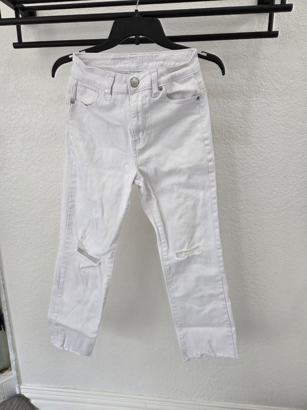 Straight Leg White Distressed Junior's Jeans Size 3/4